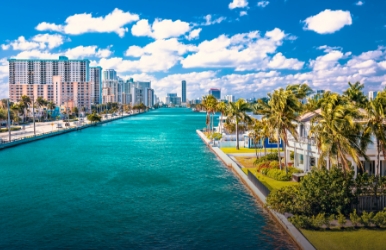 Reserva de descapotables en Hollywood, FL Convertibles de alquiler en Hollywood, Florida