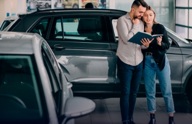 Aluguel de veículos baratos na Hertz no Rental Car Center, Miami Aluguel de carros na agência Hertz dentro do Miami Rental Car Center