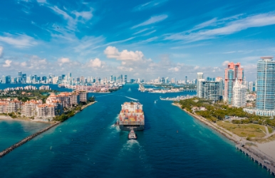 Aluguel de veículos com a Hertz no Porto de Miami Alugar carros com a Hertz perto do Porto de Miami