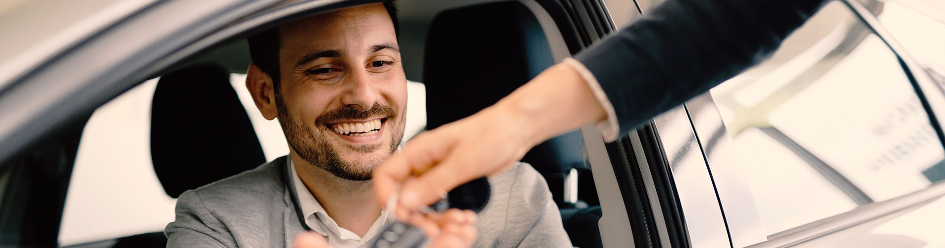 Reviews from customers who have rented cars in Los Angeles, California. Discover our customers' ratings for the car rental service in Los Angeles.